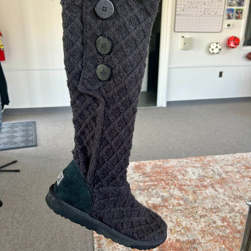 Women's UGG Lattice Cardy Black Boots - Size 9
